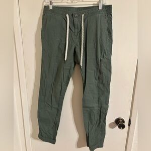 Vuori Ripstop Pant- army green